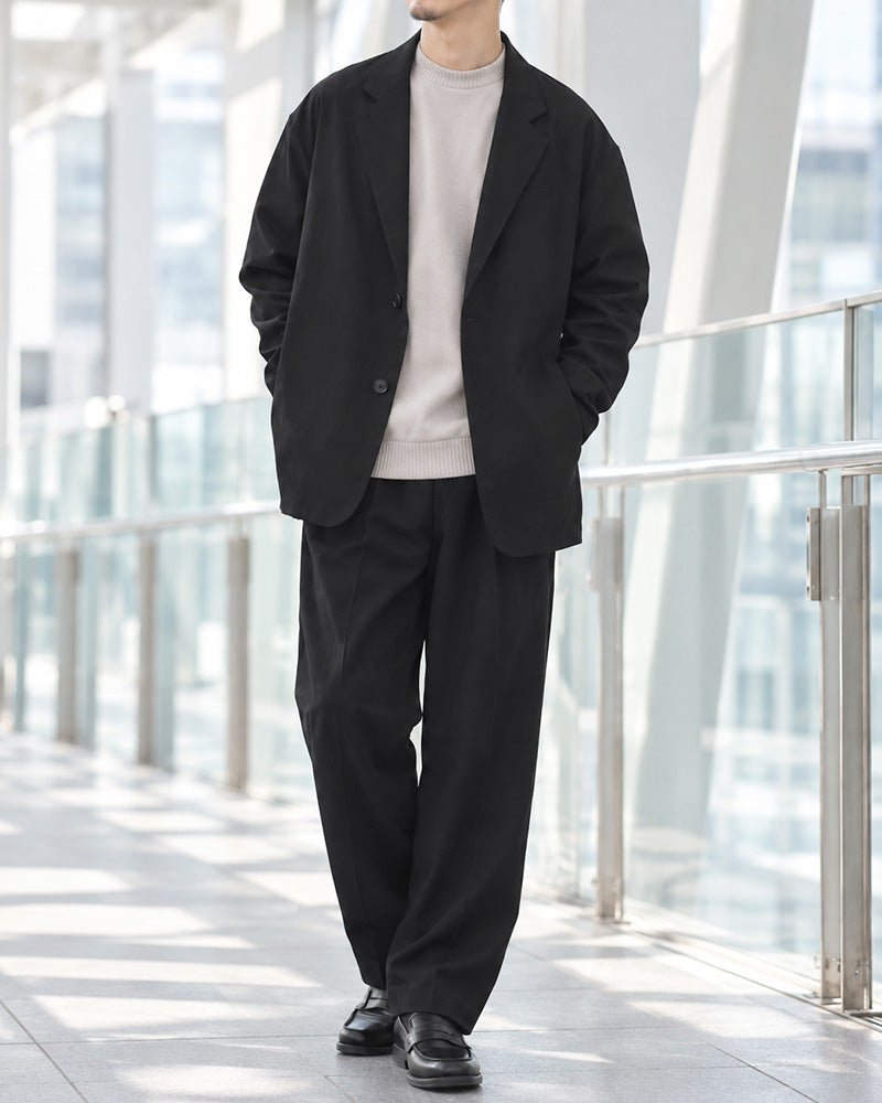 ブラックセットアップ × オフベージュ