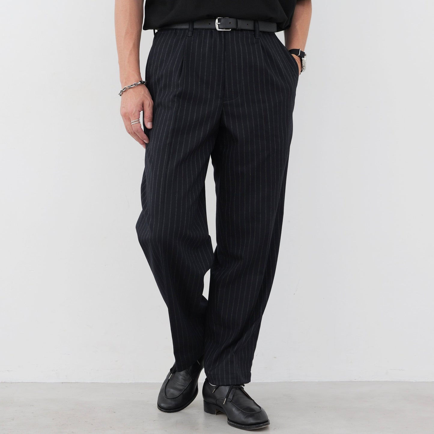 Stripe Tuck Pants