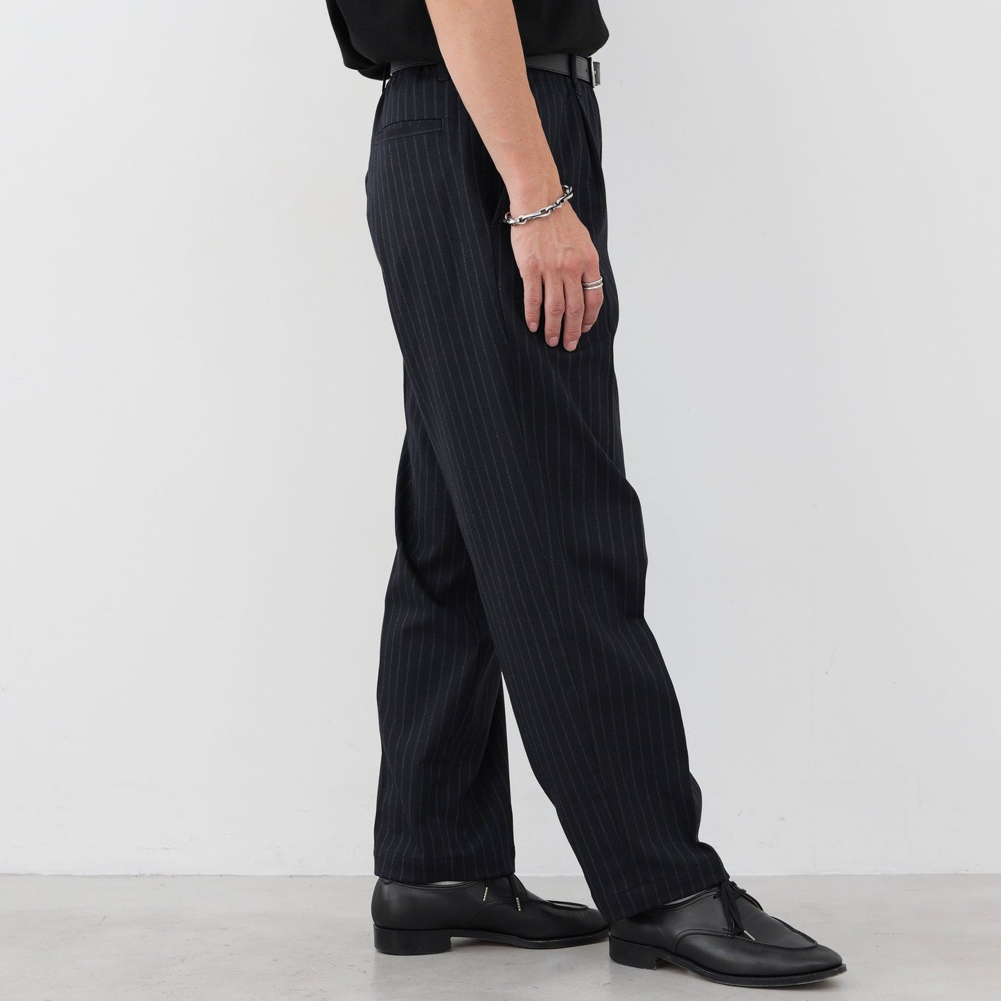 Stripe Tuck Pants