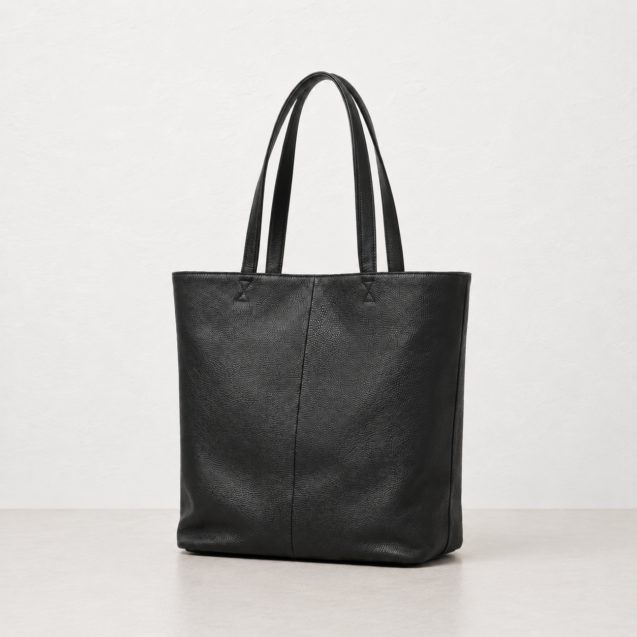Minimal Leather Tote