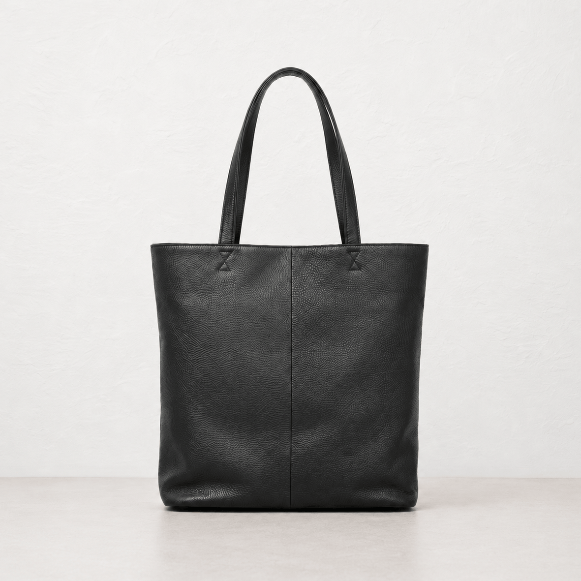 Minimal Leather Tote