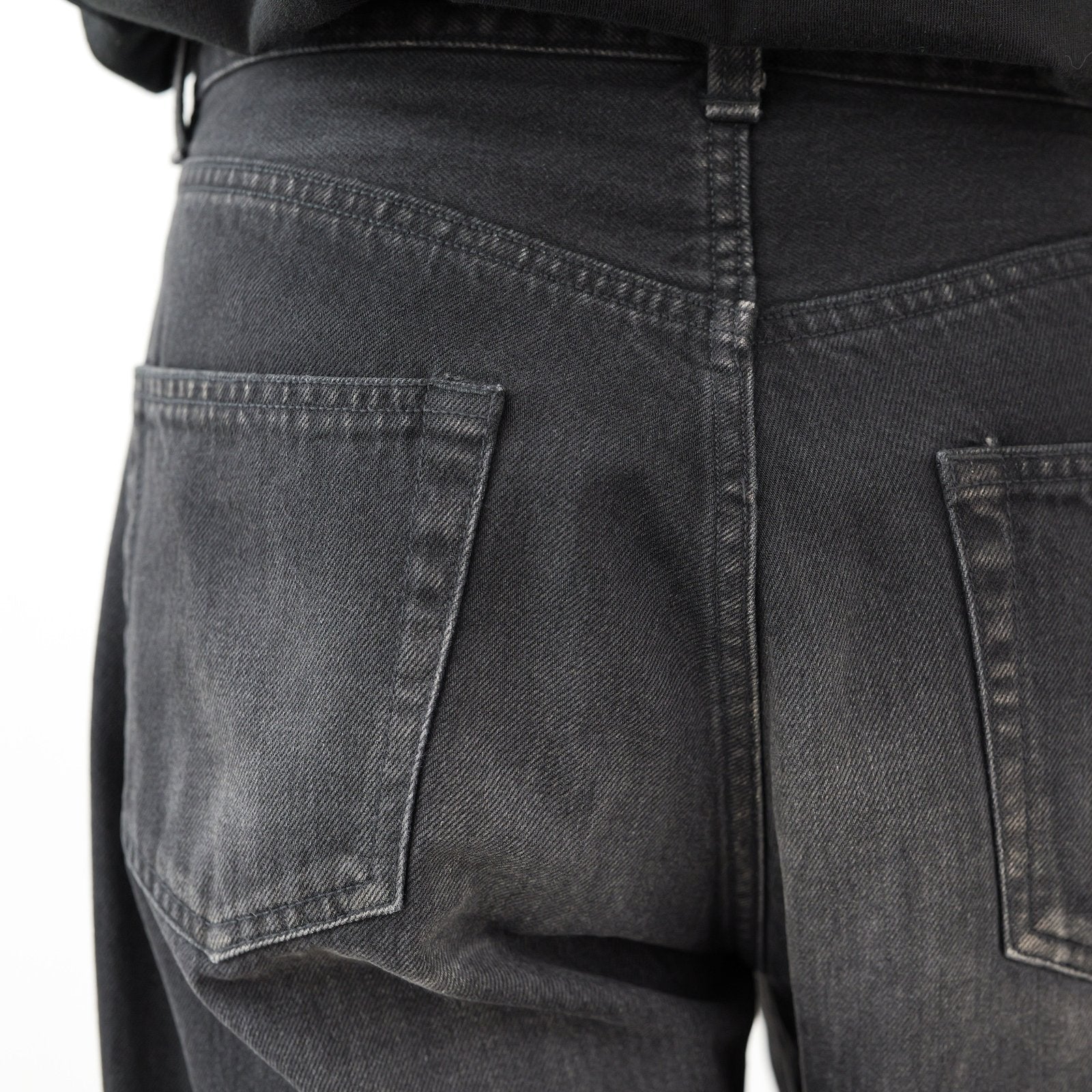 So 大山シュン Black Fade Denim ブラック グレー デニム M ブラックフェードデニム｜大人に似合う微ワイドデニムを国産で丁寧に