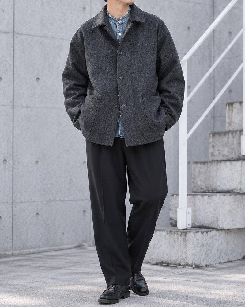 大人の太すぎないセミワイドブラックパンツ｜So – So | 大人の新定番服